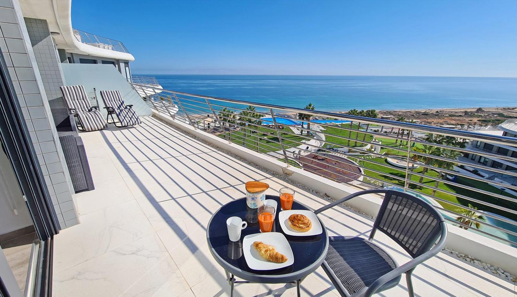 Infinity View Penthouses By Nras Arenales del Sol Room photo